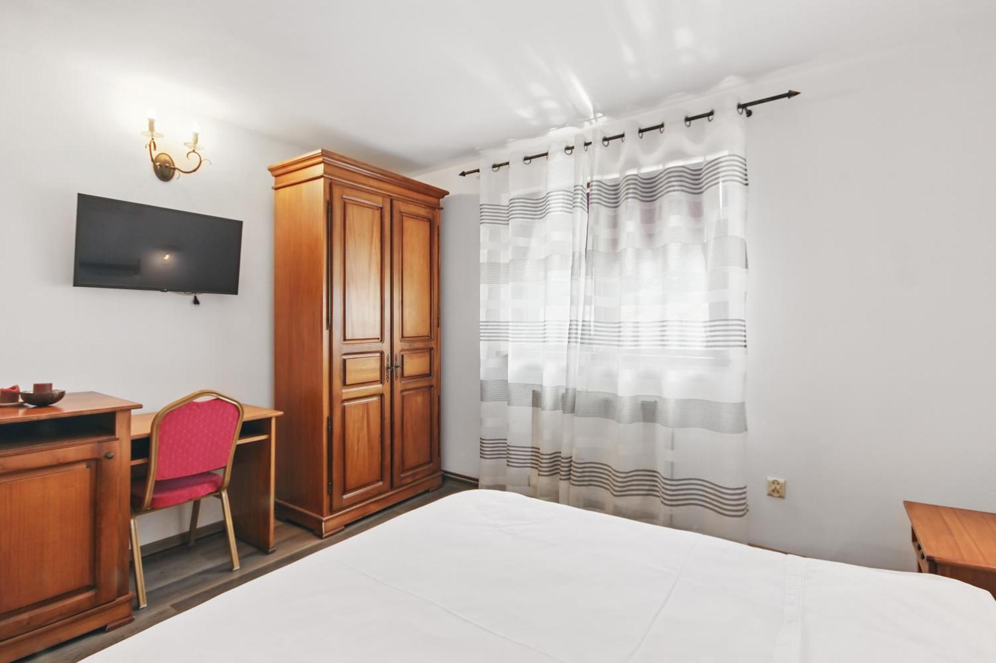 Casa Galand Hotel Parscov Kültér fotó